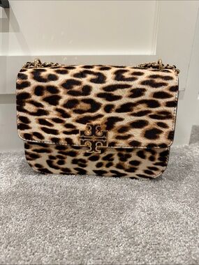 NEW Tory Burch Britten Leopard Crossbody